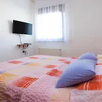 - Diklo 5887a アパート *