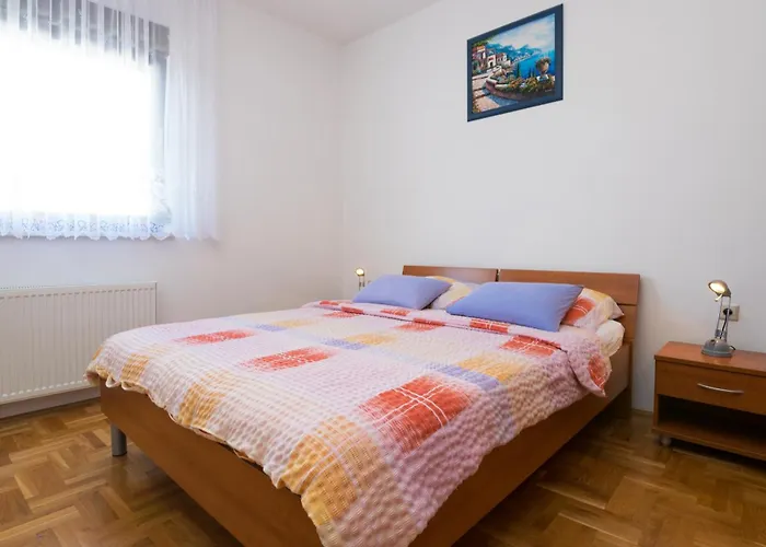 - Diklo 5887a Zadar